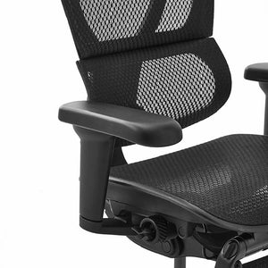 アームレスは高さ・幅・奥行・角度調整可能 #ブラックフレーム×ブラック