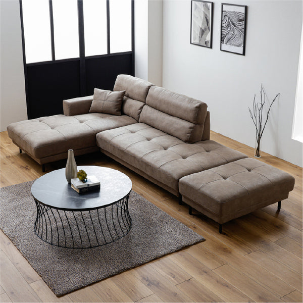 オットマンを組み合わせることで、足を伸ばしてゆったりくつろげるスタイルとしてもお使いいただけます。 #PLT112 ヨーロピアングレー（プライムレザーテックス） #左カウチ