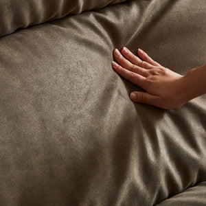 夏は通気性が良く、冬は冷たさを感じにくいレザーテックス生地を使用。年中快適にお使いいただけます。 #PLT106 オータムブラウン（プライムレザーテックス）