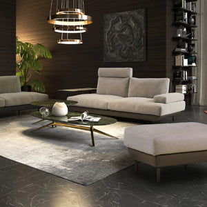 オプションでアームレストやヘッドレストの取り付けが可能です。 #PLT111 プラチナグレー×FLT02 シャドーグレージュ