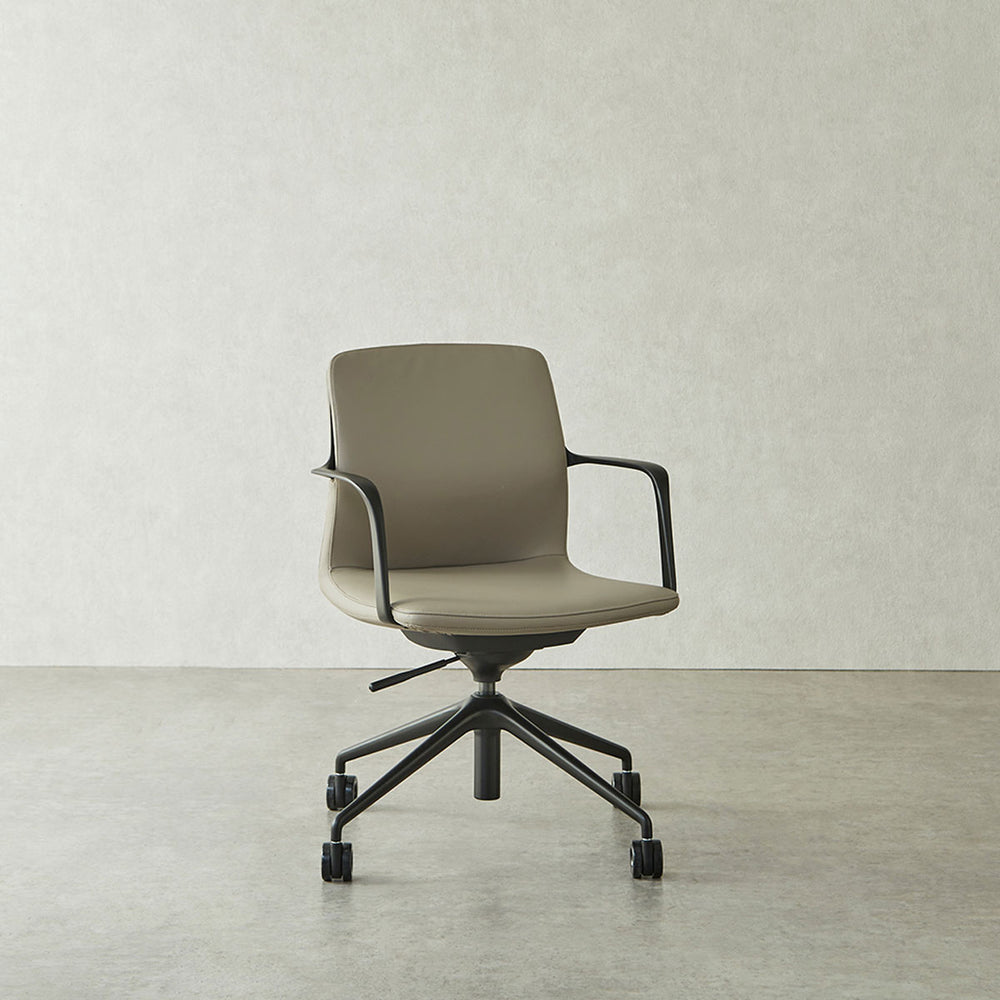 デミ オフィスチェア