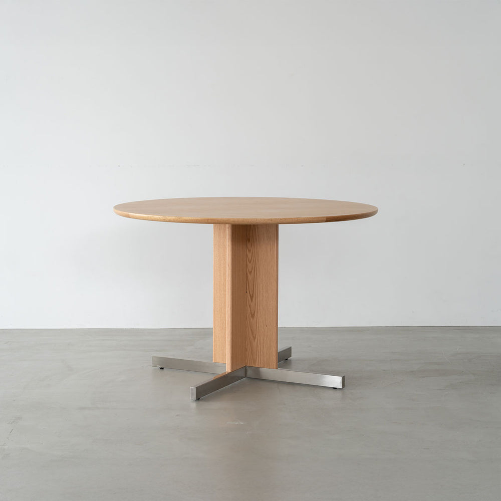 オアロ ダイニングテーブル 円形