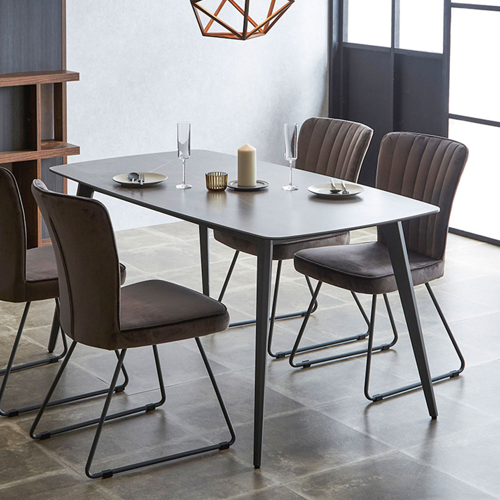 ピエール ダイニングテーブル