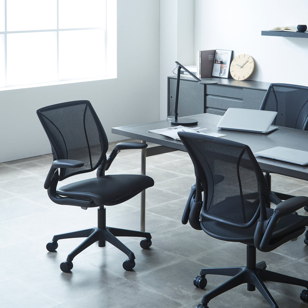 ワールドワンチェア ブラック