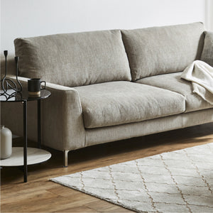 フルカバーリング仕様のファブリックソファ。 #A41 カスタード（ファブリックAランク）