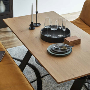 天板は節有オークの突板を使用しています。 #Default Title