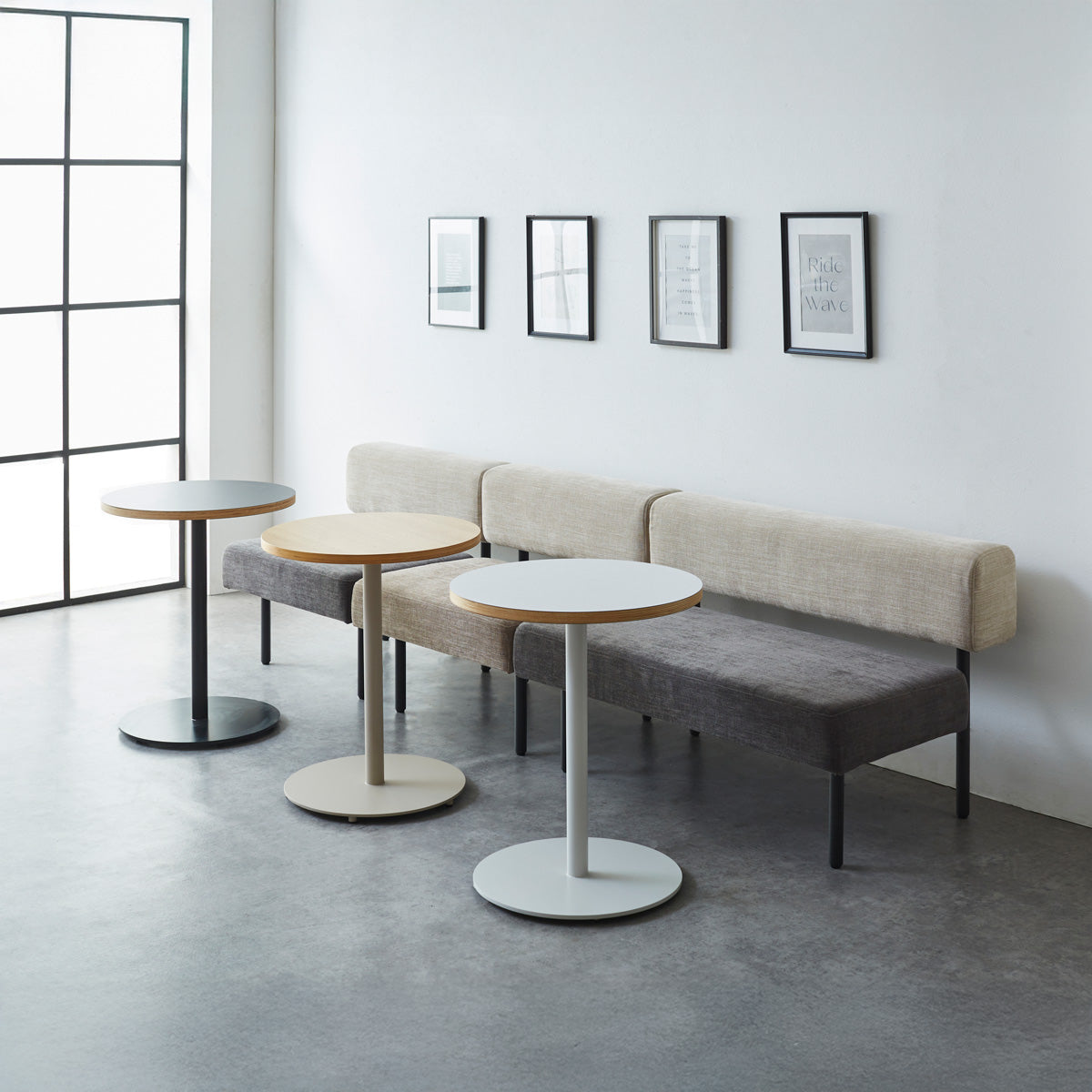 ノムル カフェテーブル 〇脚タイプ