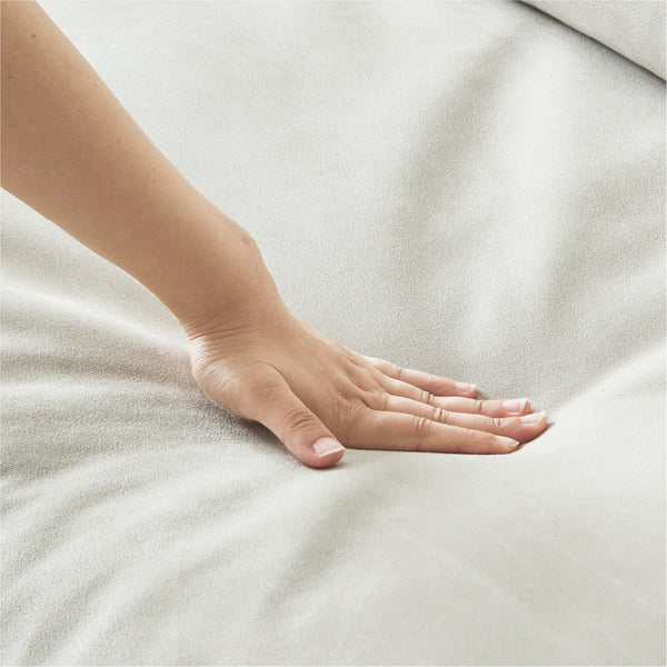 張地はオリジナル素材のレザーテックスを採用。冬はひんやりしにくく、夏はベタつきにくいので年中快適に。 #LT01 キャメル（レザーテックス アニリン）