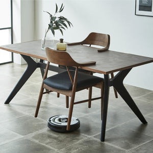 テーブルにひっかけられるので、お掃除が楽に出来ます。 #オーク色/合皮ブラック