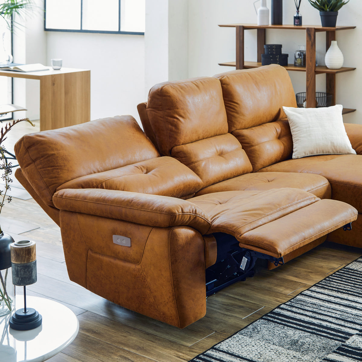 ドラゴ 左電動カウチソファ 幅242cm ｜RELAX FORM®（リラックス