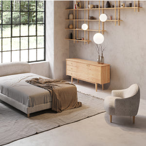 ラウンジソファのような使い方ができるので、お部屋全体に高級感を与えてくれます。 #フロストグレー