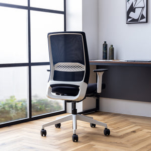 ホワイトフレーム×張地ブラック×ホワイトアームレスト #ブラック×ブラック