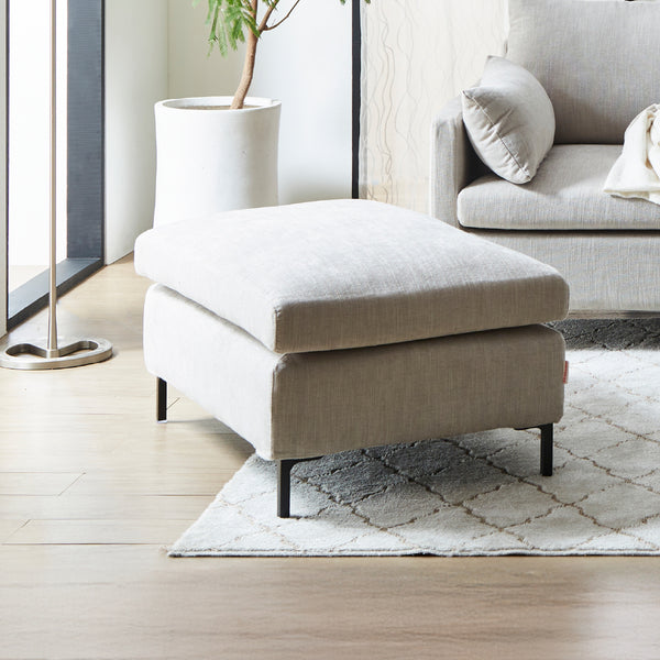 ディーノ　オットマン　※こちらはカラー「シャイングレー」のイメージです。 #A41 カスタード（ファブリックAランク）