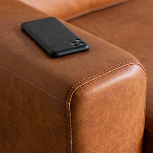 肘の部分には携帯やリモコンなど置く事も可能◎ #レザーテックス キャメル