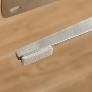 脚裏にはフェルトが付いております。 #PLT111 プラチナグレー×PLT112 ヨーロピアングレー（プライムレザーテックス）