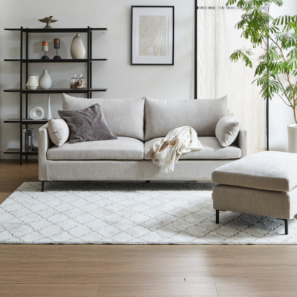 直線的で無駄のないスクエアなフレーム。 #A41 カスタード（ファブリックAランク）