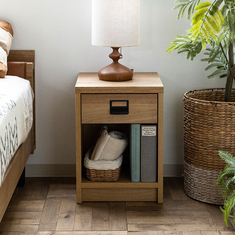 新品！シモンズ　ナイトテーブル SIMMONS ナイトテーブル シモンズ カラー4色 ベッドサイドのテーブル