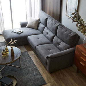 カウチタイプの設計なので、脚を伸ばしてリラックスした姿勢でくつろげます。 #LT01 キャメル（レザーテックス アニリン）