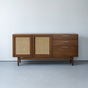 「ヴィンテージ感漂うサイドボード」 落ち着いた空間に溶け込み、品格を添えます。 #Default Title