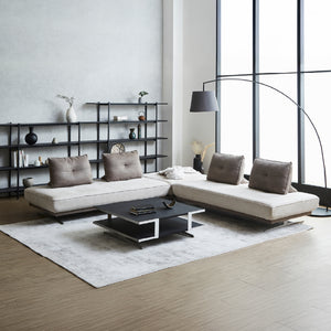 アルフレードシリーズで組み合わせることで、お部屋にぴったりのソファにカスタマイズが可能。 #PLT111 プラチナグレー（プライムレザーテックス） #ロータイプ