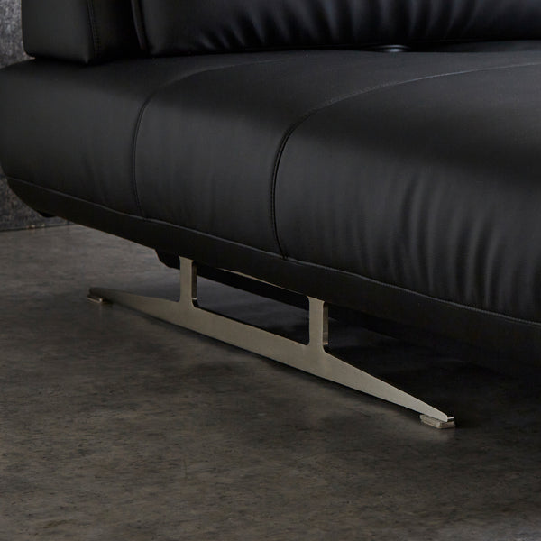 モダンでスタイリッシュなシルバー脚。 #LT01 キャメル（レザーテックス アニリン）