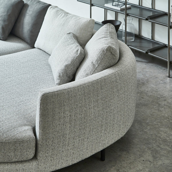 右肘・左肘の2タイプからお選びいただけます。 #右肘