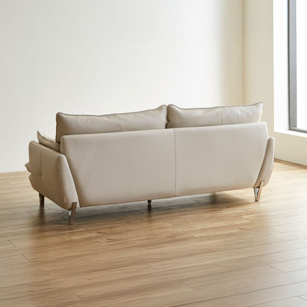 背面も美しい佇まいです。 #LT01 キャメル（レザーテックス アニリン）