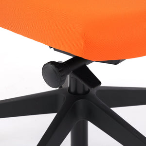 座面の高さを調整することが可能です #ブラック×ブラック