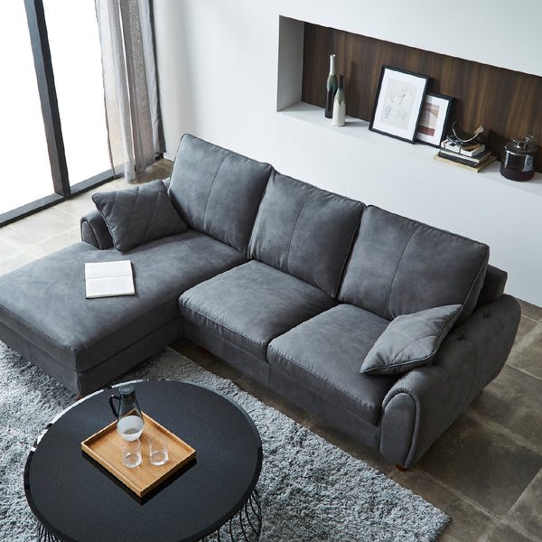 脚を伸ばしてゆったりとくつろげます。毎日のおうち時間をより贅沢で快適にしてくれるカウチソファです。 #LT01 キャメル（レザーテックス アニリン）