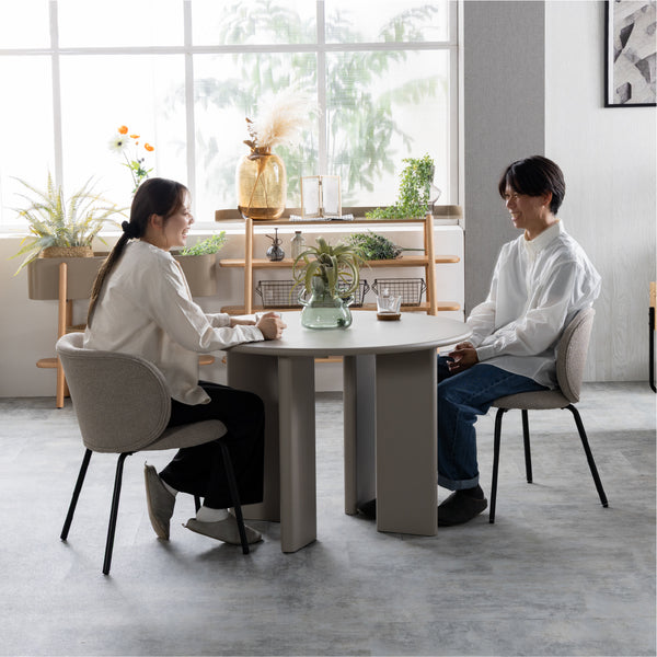 ブレッツ ダイニングチェア #ビスケット #ブラック脚