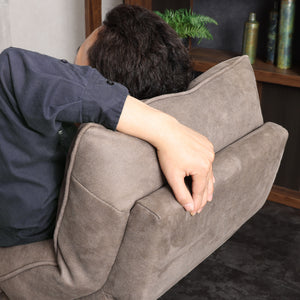 ヘッド部分は手動操作で4段階の角度調整ができます。 #PLT102 インディーブルー（プライムレザーテックス）