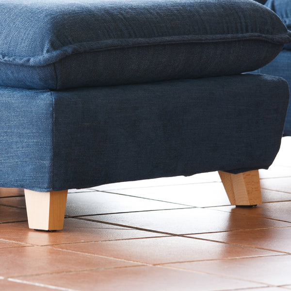 脚部にはあたたかみのあるビーチ材を使用。床へのキズ防止のためのフェルト付き。 #A41 カスタード（ファブリックAランク）