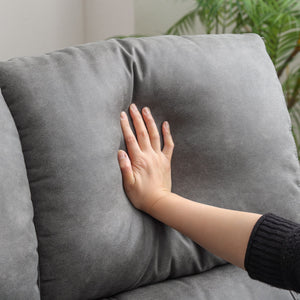 背面にはもっちりとしたシリコンフィルをふんだんに使用。吸い込まれるような背当たりを実現しました。 #LT01 キャメル（レザーテックス アニリン）