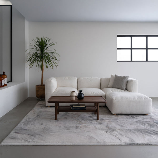 低めの家具と組み合わせても美しくまとまる設計。 リビングに自然な一体感が生まれます。 #オーク