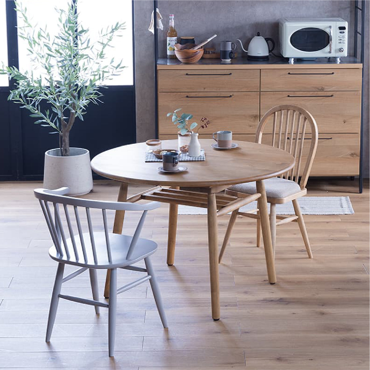 ロジー 円形 ダイニングテーブル